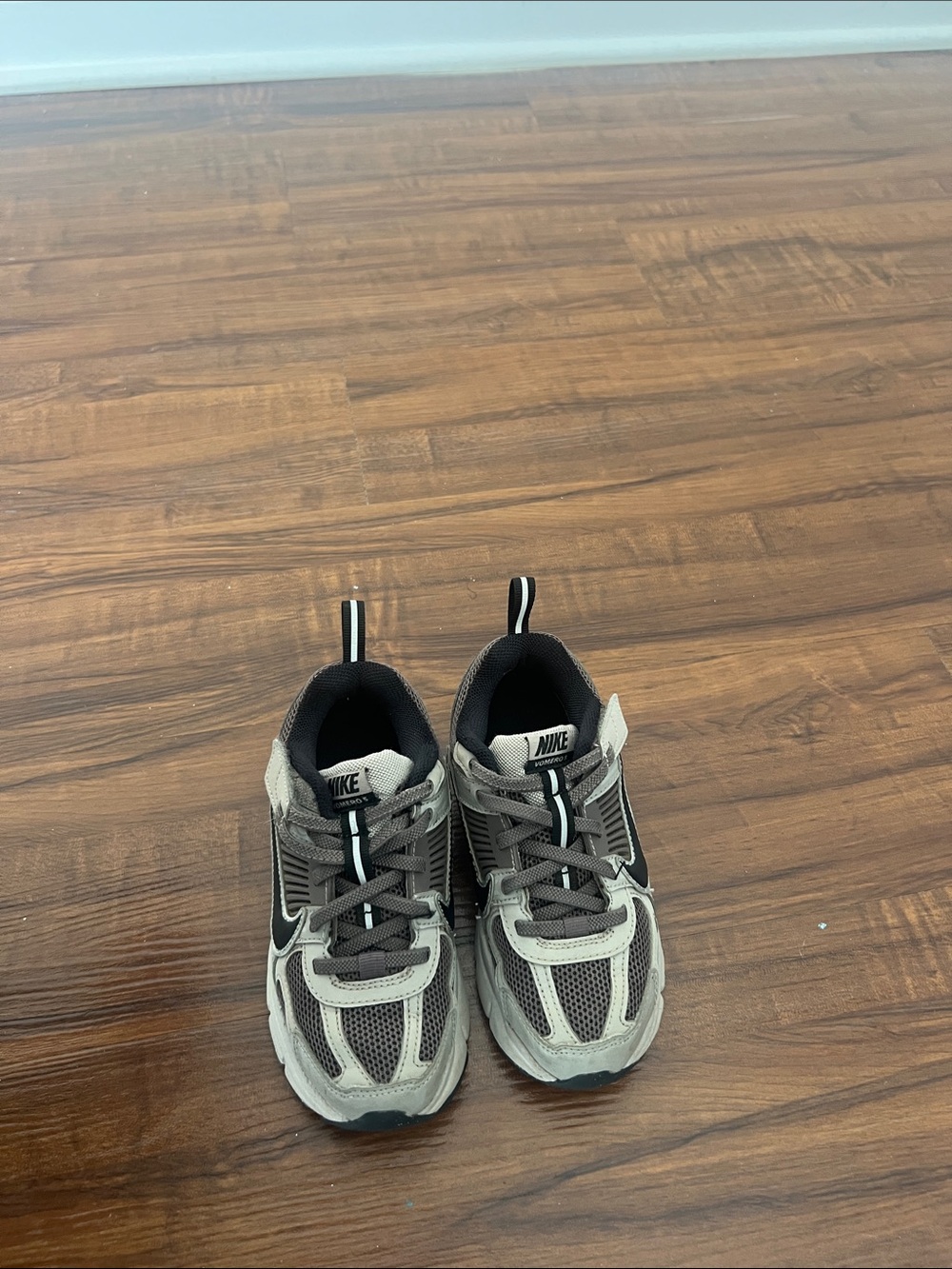 Kids Nike Vomero 5